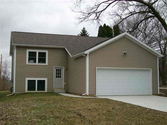 1005 Maple, Bloomington, IL 61701