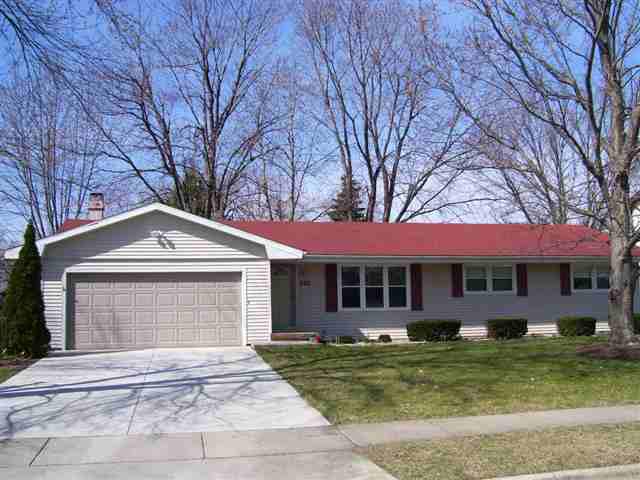 203 Felmley Dr., Normal, IL 61761