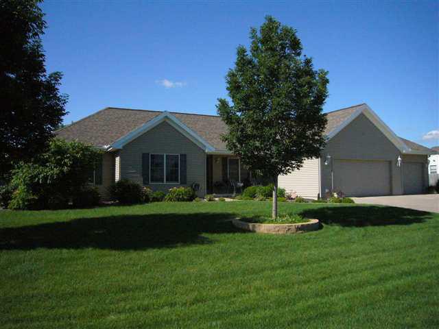 103 Eider, Downs, IL 61736