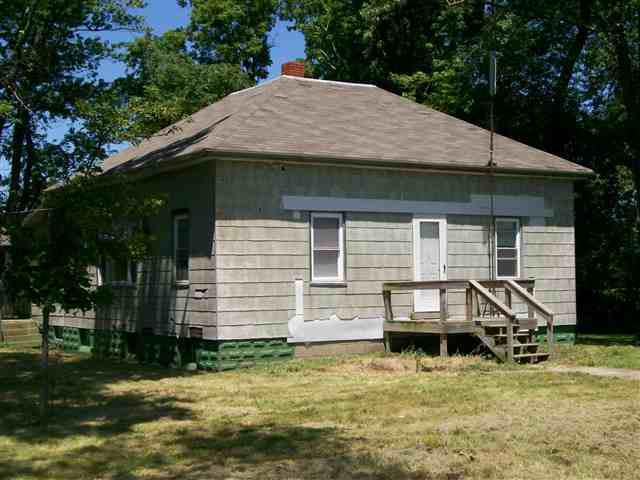 17391 Lakeshore Rd., Weldon, IL 61882