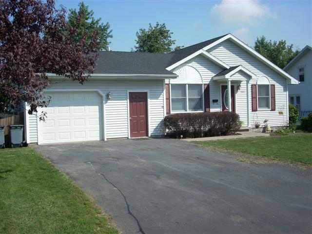 504 E Vine St., Leroy, IL 61752