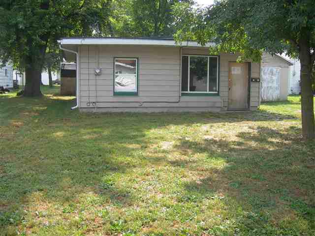 1016 N Alexander, Clinton, IL 61727