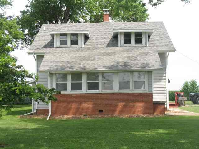 12593 E Apple Rd., Clinton, IL 61727