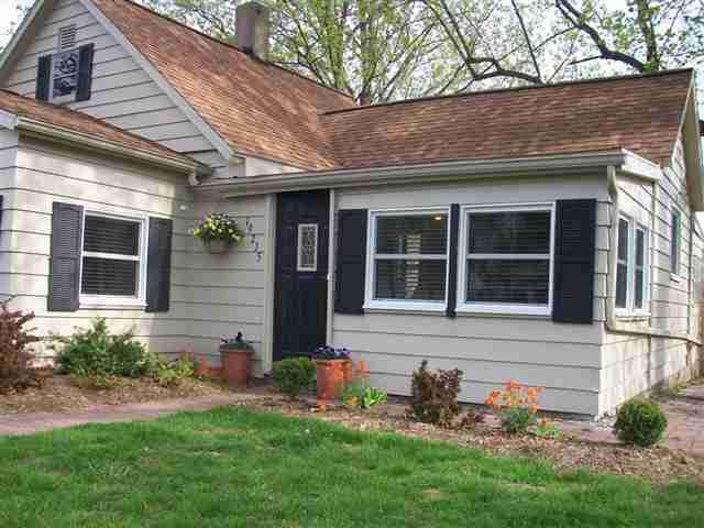 19235 E 850 Rd., Bloomington, IL 61705