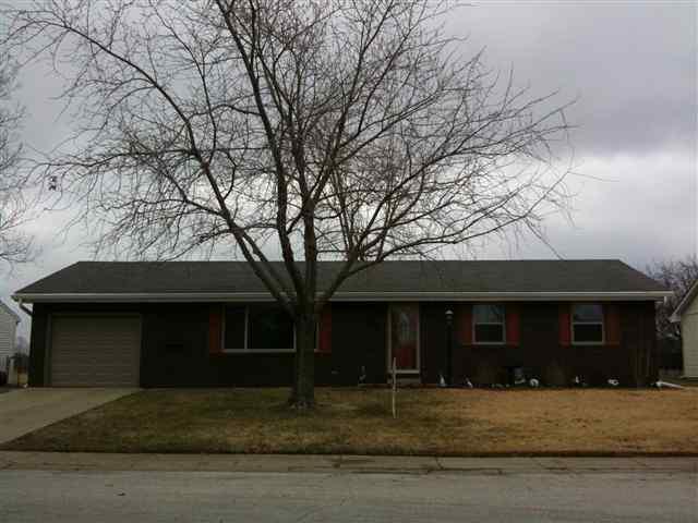 22 Kirkwood Dr., Clinton, IL 61727