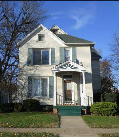 112 W Third St., Gridley, IL 61744