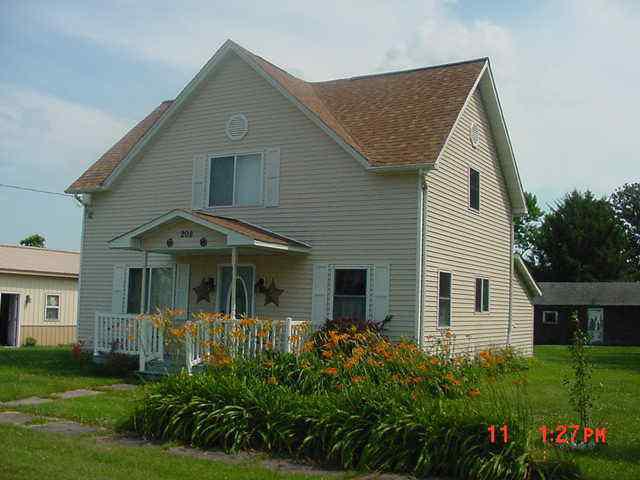 208 Washington, Dana, IL 61321