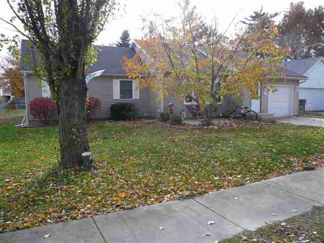 818 W Adams, Clinton, IL 61727