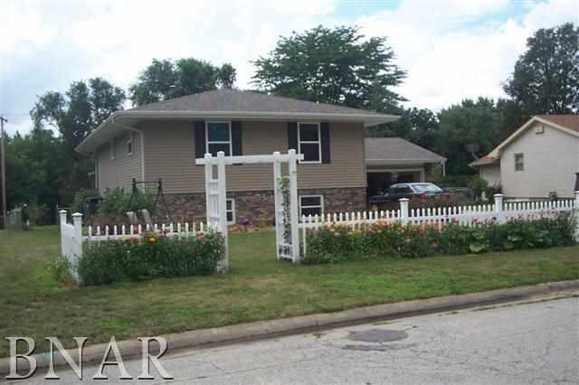 1301 Schroeder, Normal, IL 61761