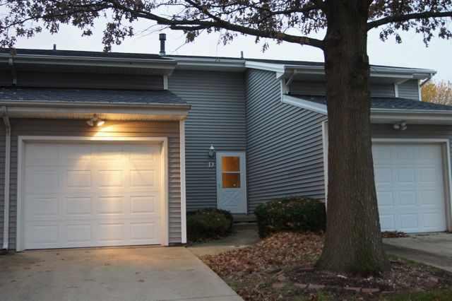 1560D Hunt Dr., Normal, IL 61761