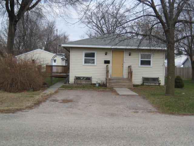 501 E Webster St., Clinton, IL 61727