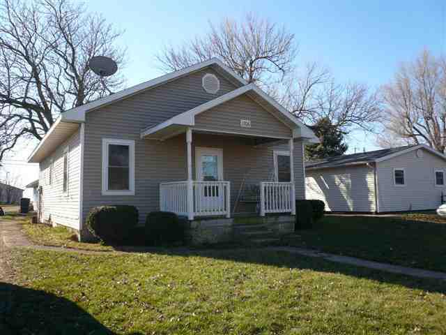 1706 E Washington St., Clinton, IL 61727