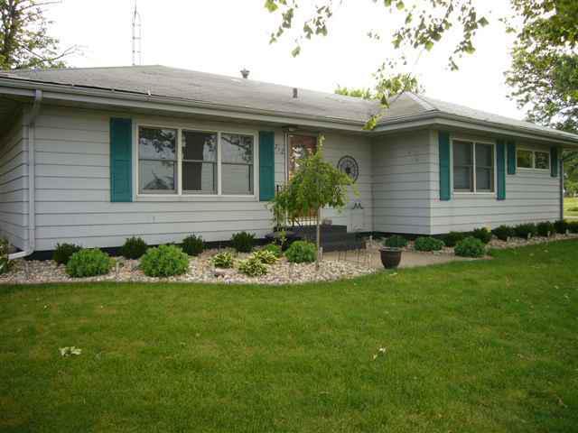 712 E Wood, Mclean, IL 61754