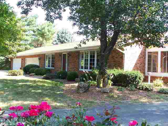 1220 White Oak Rd., Normal, IL 61761