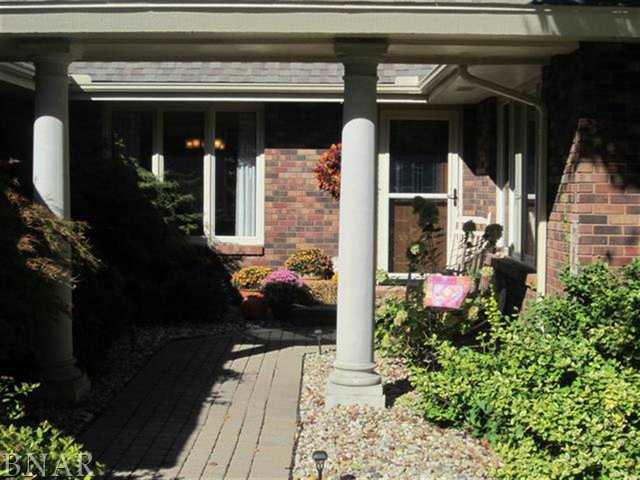 21166 Hawthorne Ridge Rd., Downs, IL 61736