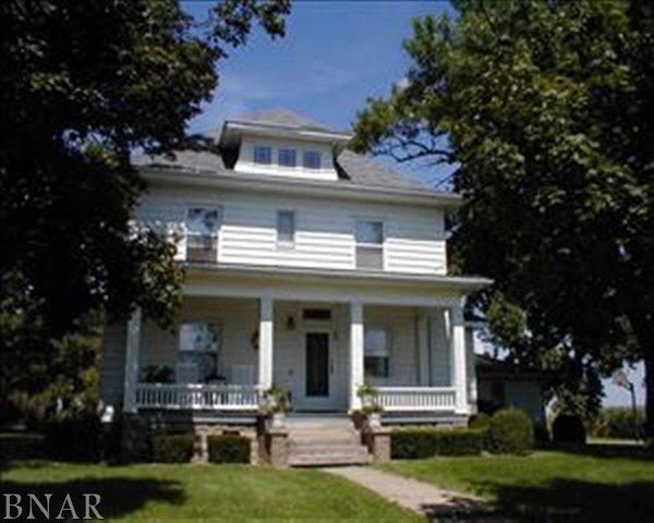 320 E Fourth St., Gridley, IL 61744