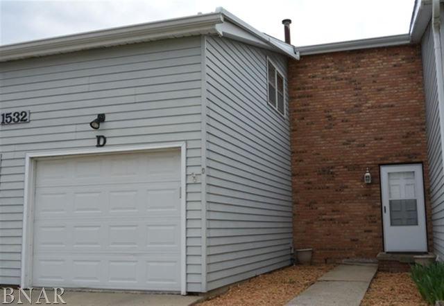 1532 D Hunt Dr., Normal, IL 61761