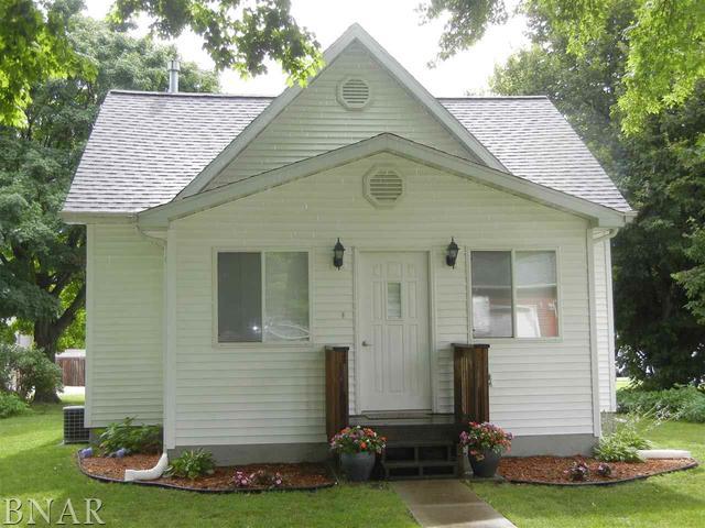303 N Lincoln, Downs, IL 61736