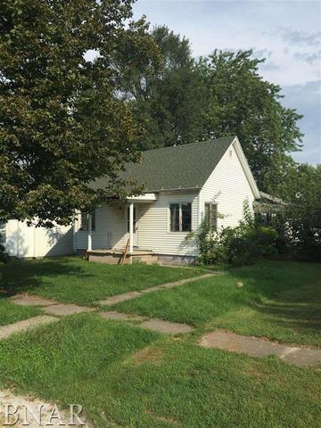 103 W First St., Morrisonville, IL 62546