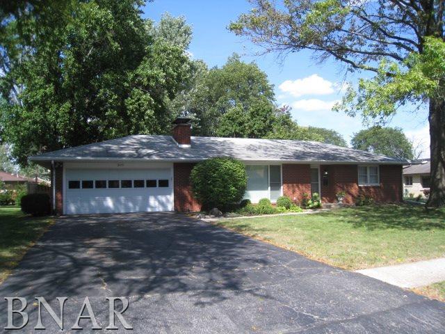 309 Granada Rd., Bloomington, IL 61701