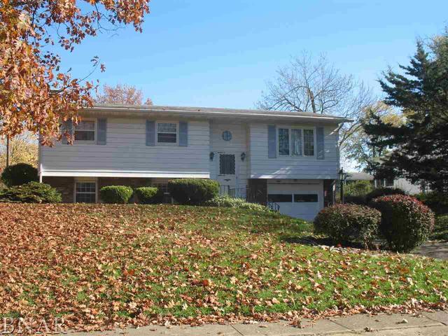60 Hillcrest Dr., Clinton, IL 61727