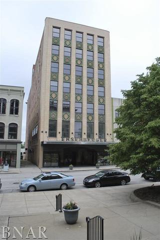 212 N Center #603, Bloomington, IL 61701