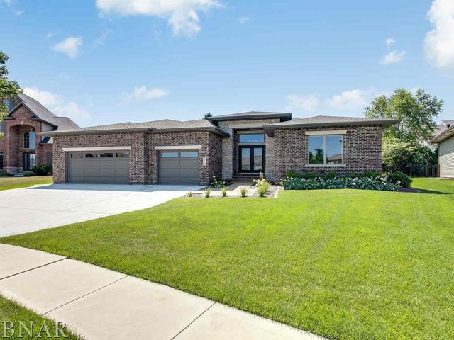 3221 Baer Rd., Bloomington, IL 61704