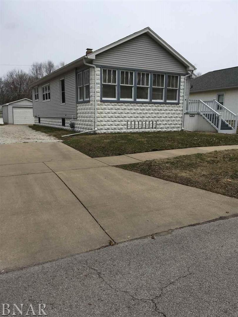 309 Elmwood, Pontiac, IL 61764