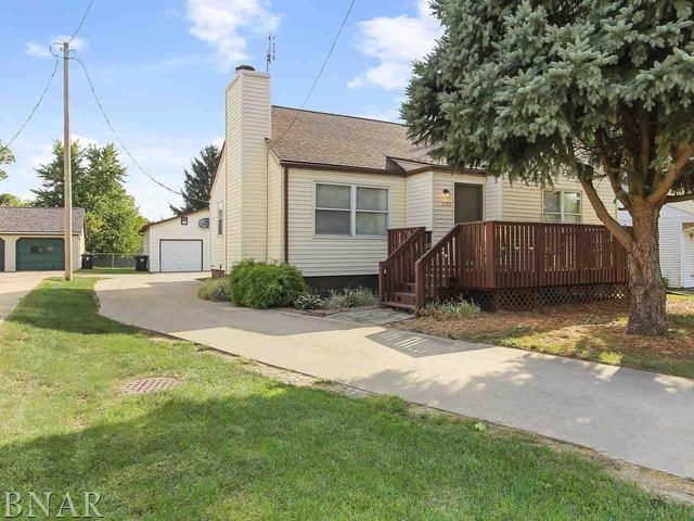 1213 Hovey, Normal, IL 61761