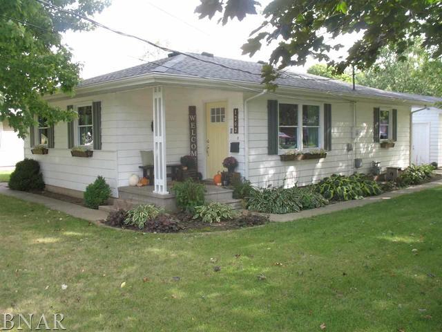 1202 E Van Buren St., Clinton, IL 61727