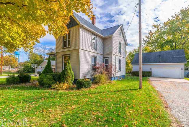 307 W Main St., Downs, IL 61736