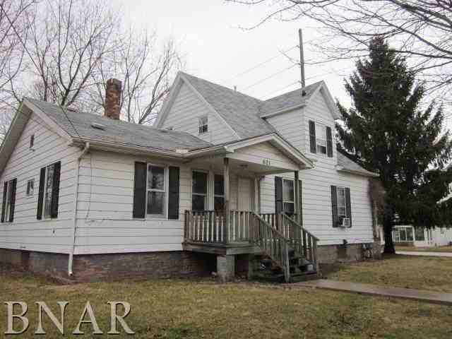 1211 E Oakland Ave., Bloomington, IL 61701