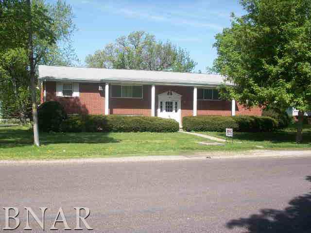 301 N Main Ave., Minier, IL 61759