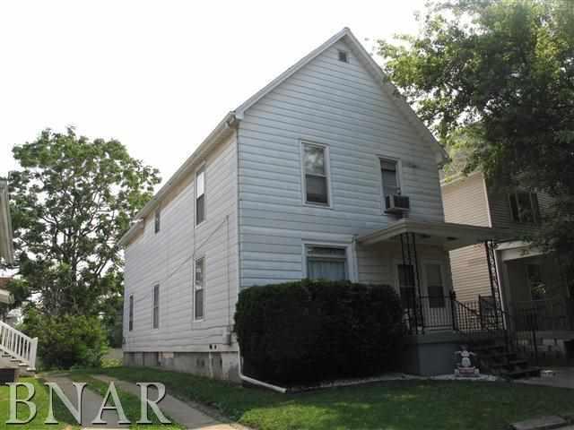817 E Jefferson St., Bloomington, IL 61701