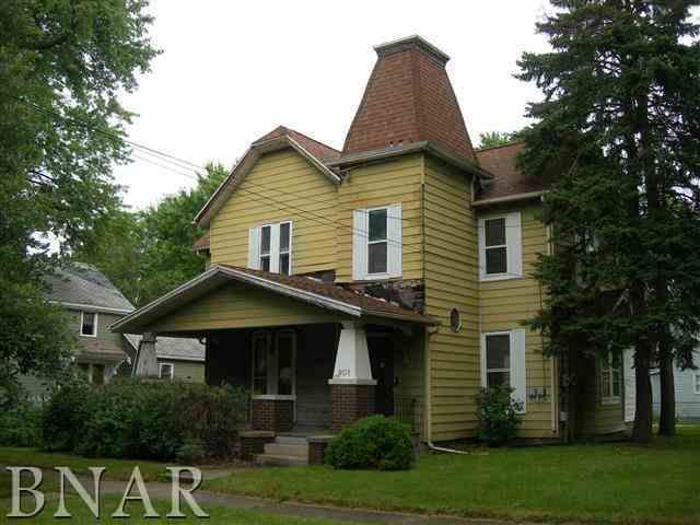 901 N Madison St., Bloomington, IL 61701