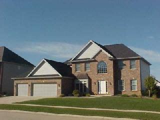 3614 Armstrong Dr., Bloomington, IL 61704