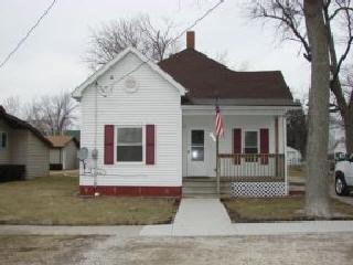 607 E Woodlawn, Clinton, IL 61727