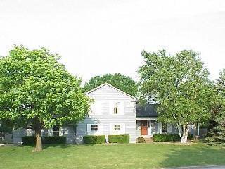 2203 Woodfield Rd., Bloomington, IL 61704