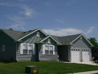 14 Delmar Dr., Clinton, IL 61727
