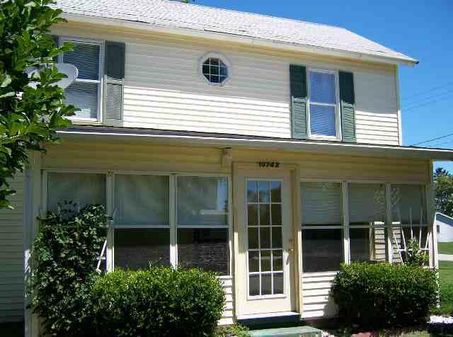 10742 Ohio St., Shirley, IL 61772