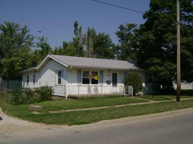 213 N Alexander, Clinton, IL 61727