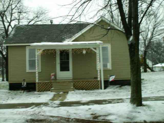 137 E Columbus, Sibley, IL 61773