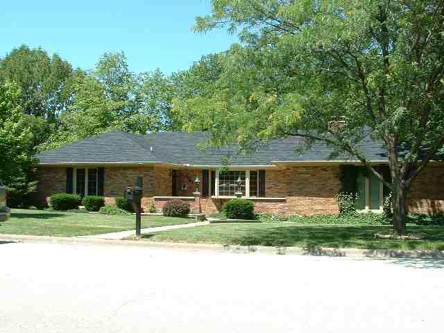 1207 N Oak St., Normal, IL 61761