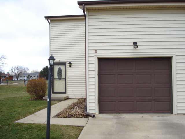 1715E King Dr., Normal, IL 61761