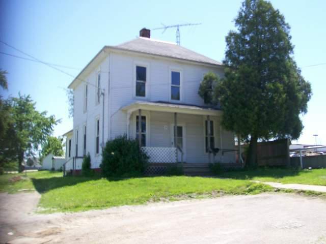 210 W Van Buren, Clinton, IL 61727