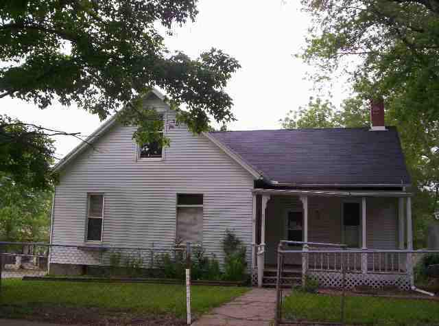 127 Magoun St., Bloomington, IL 61701