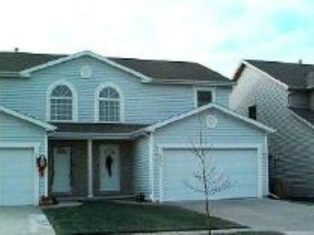 1804 Vladimir Dr., Bloomington, IL 61704