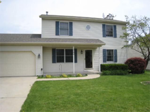 2704 Clearwater Ave., Bloomington, IL 61704
