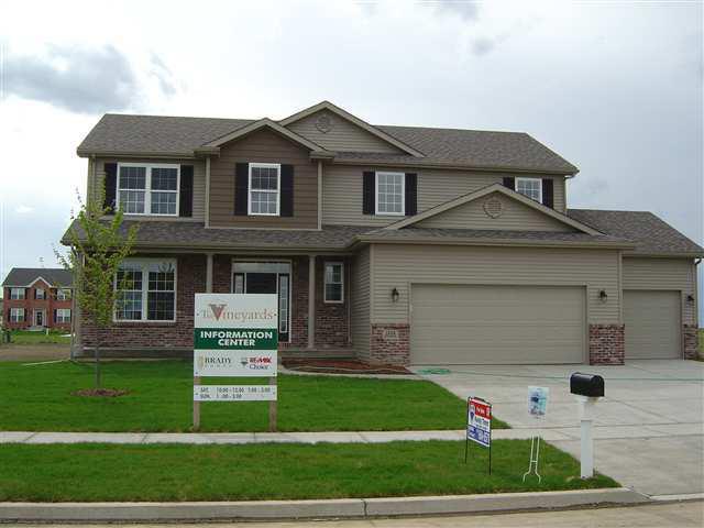1235 Duckhorn Dr., Normal, IL 61761