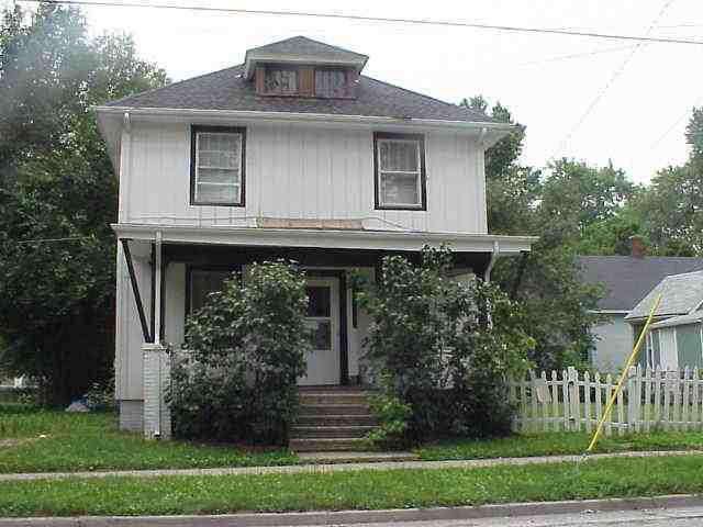 510 W Seminary Ave., Bloomington, IL 61701